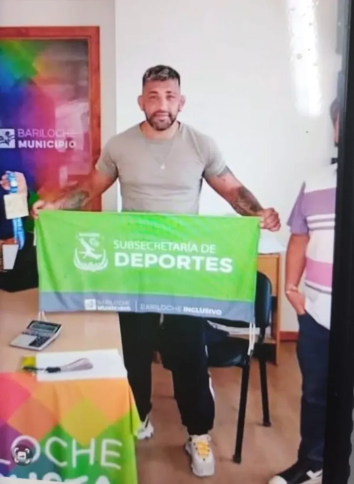 Buscan a un hombre que perdió contacto con su familia el domingo