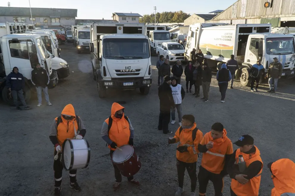 Municipales reclamaron en el corralón por las condiciones "insalubres" de trabajo