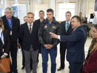 El Presidente de Paraguay visitó las instalaciones de INVAP