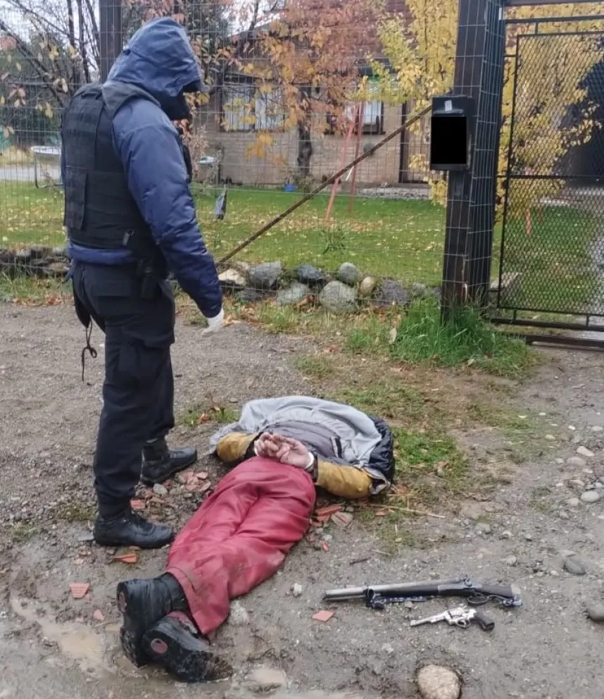 Ingresó a robar a una vivienda con un arma y fue detenido