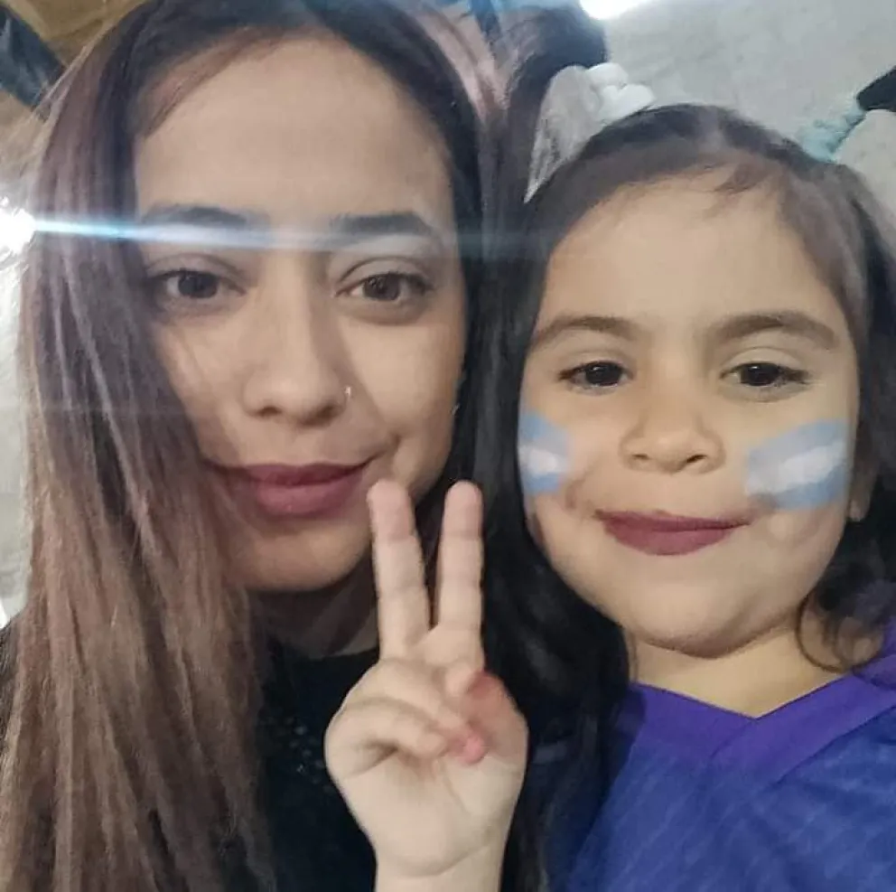 Sofía necesita continuar con su tratamiento de trasplante renal en Buenos Aires