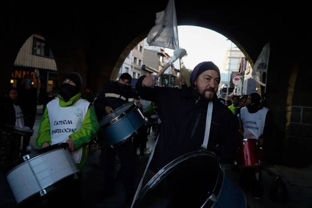 Sin acuerdo salarial, el SOYEM se moviliza al Centro Cívico