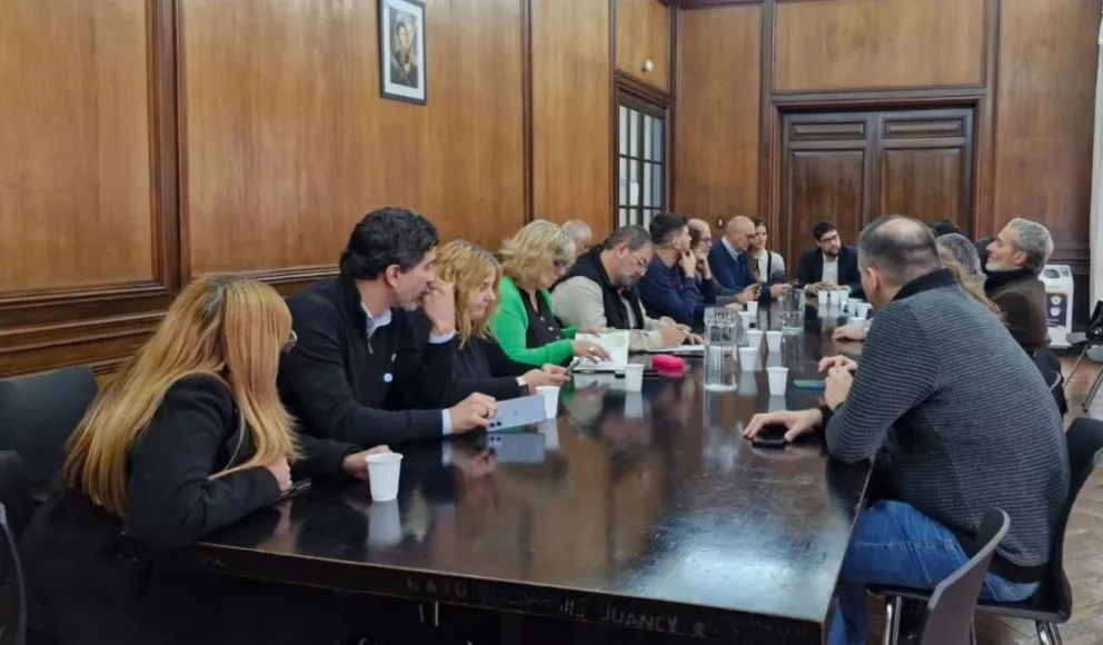 Contundente rechazo al aumento ofrecido a la Administración Pública Nacional