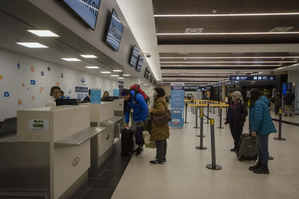 A partir de mañana y hasta el lunes podría haber alteraciones en los vuelos. Foto ilustrativa: Marcelo Martínez