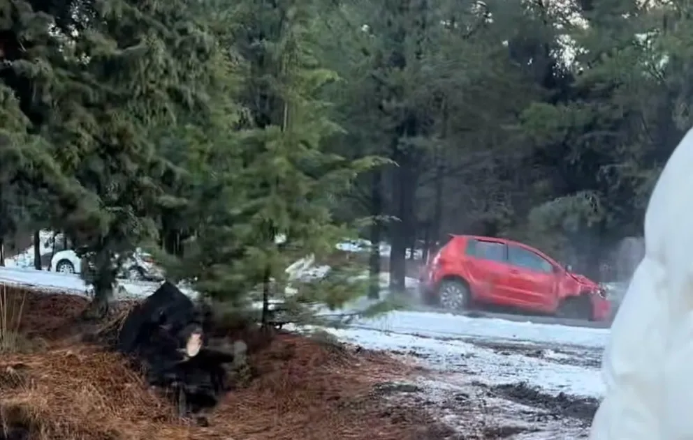 Video: un nuevo accidente en la ruta camino al aeropuerto