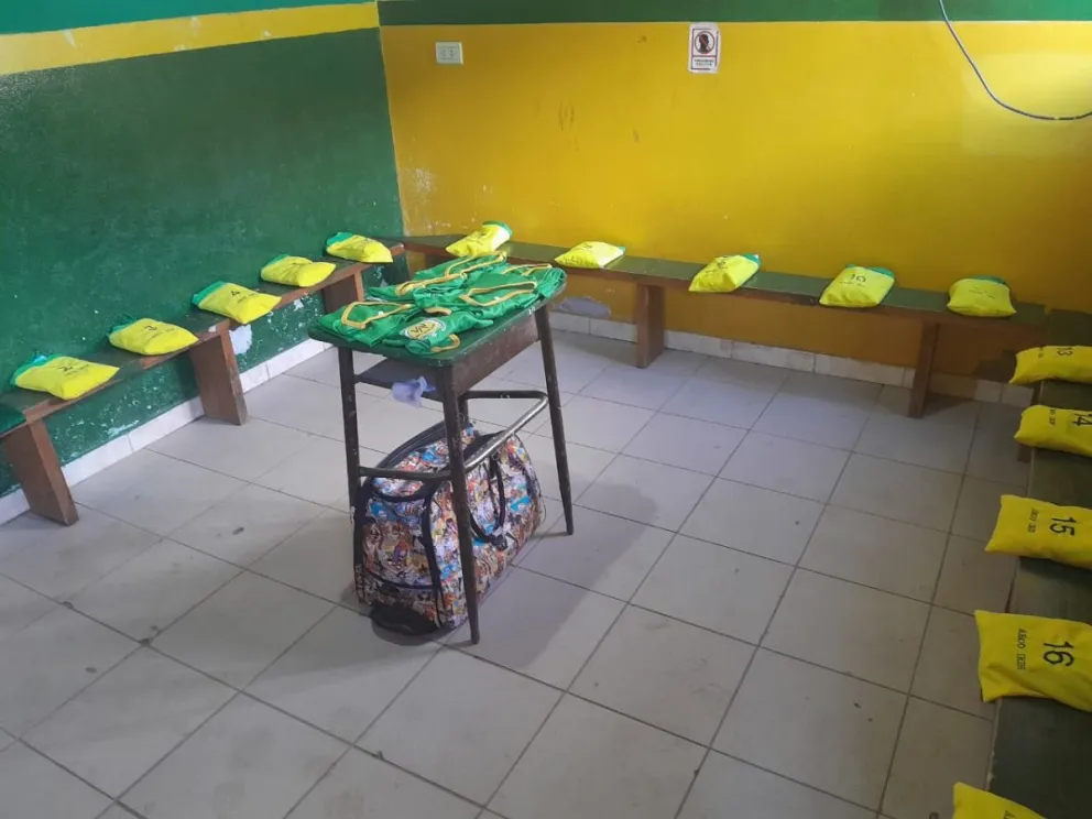 Robaron camisetas del equipo femenino de Arco Iris