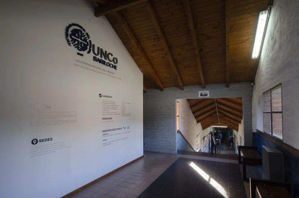 Mañana miércoles 26 cierra el concurso para cargos no docentes en la UNCo