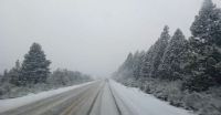 La nieve generó complicaciones en Bariloche y la región