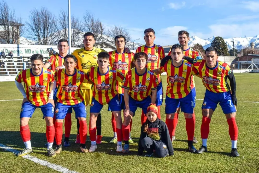 Cruz del Sur comenzó ganando en el Torneo Clasificatorio