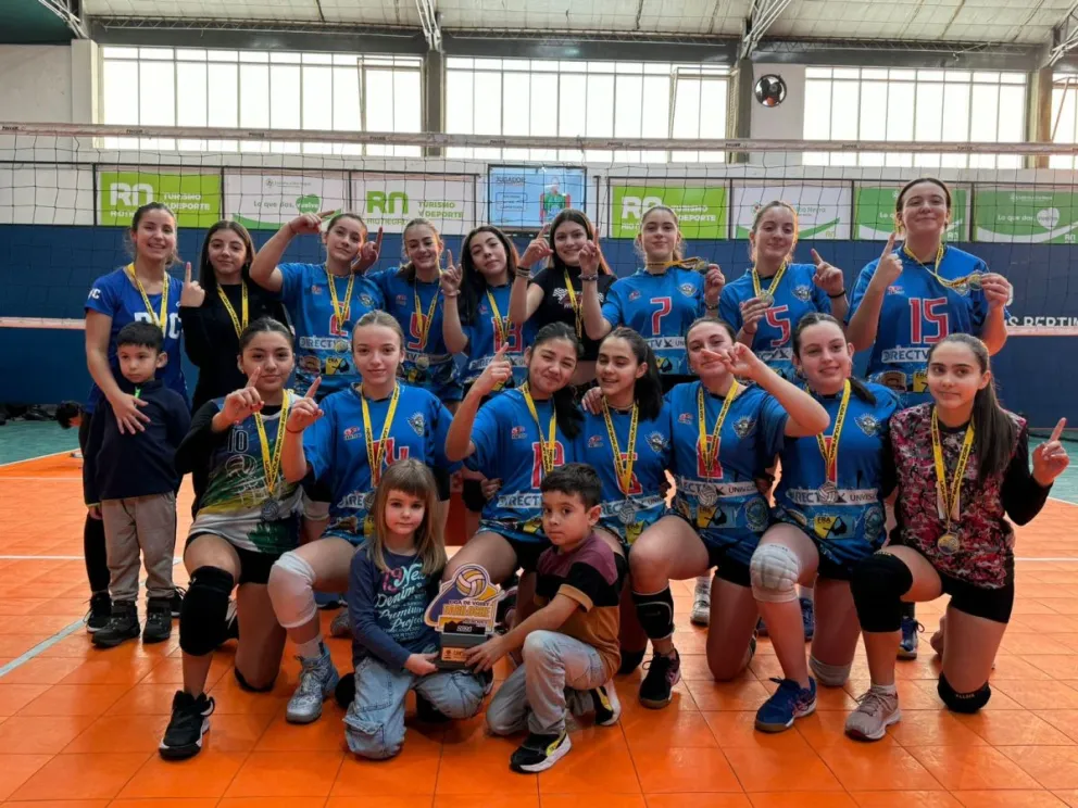 Las chicas de BVC Verde, campeonas en Sub16. Fotos: gentileza.