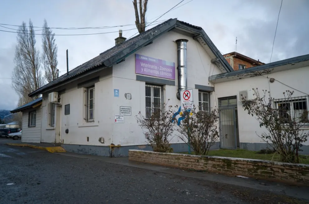 Ante las reiteradas denuncias contra la funcionaria, Cortés decidió desplazarla de su cargo en Sanidad Animal. Foto: Marcelo Martínez.