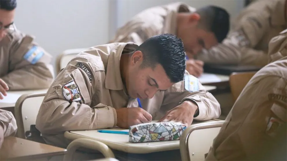 Inscripciones abiertas para personal subalterno de PNA. Foto: ilustrativa