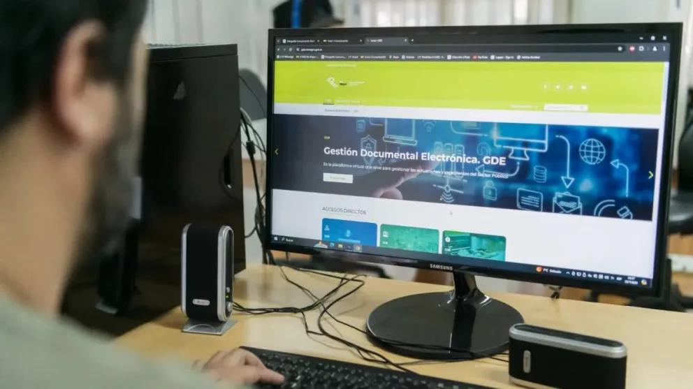 La modernización permite ahorrar 9.000 hojas de papel por día. Foto: gentileza