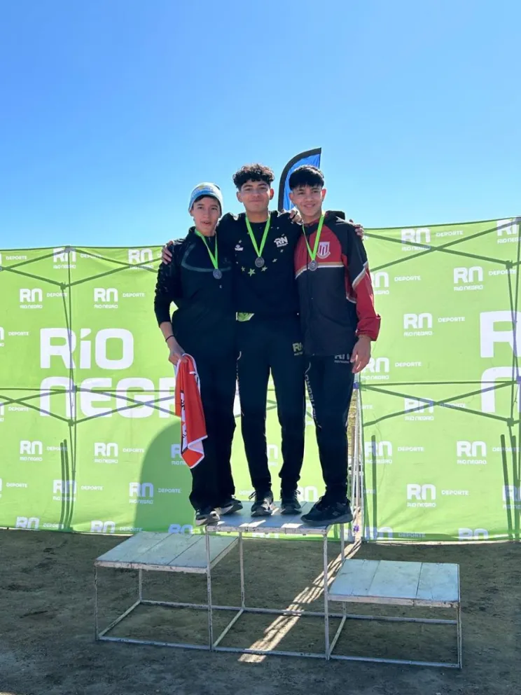 Franco Soria en una de las premiaciones. Foto: gentileza Subsecretaría de deportes.