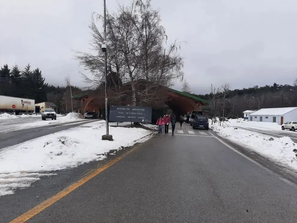 El cambio horario en Chile se extenderá hasta el 8 de septiembre de 2025. Foto: ilustrativa