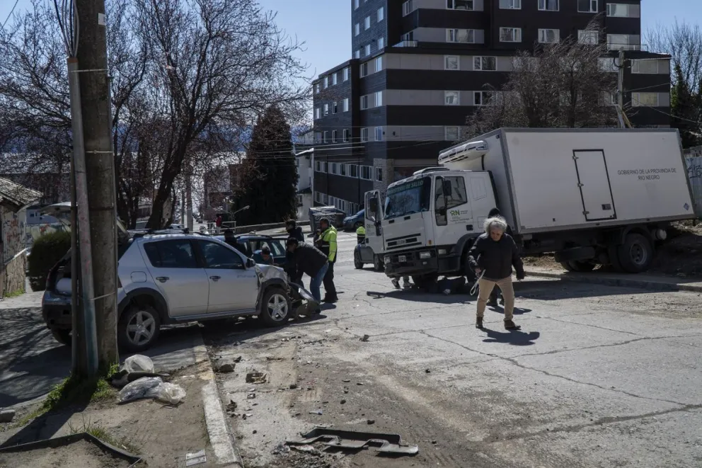 El hecho ocurrió en calle Frey, entre Moreno y Elflein. Fotos: Marcelo Martínez.