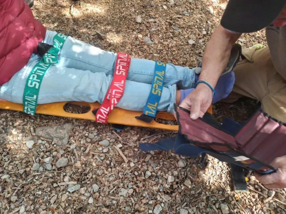 La mujer fue asistida por guardabosques del Parque Municipal Llao Llao. Foto: gentileza.