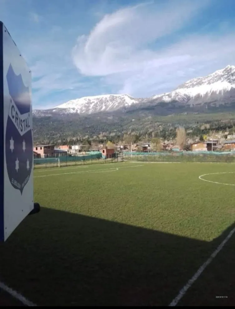 Un futbolista de primera división de Deportivo Cristal no podrá jugar por un año. Foto: ilustrativa