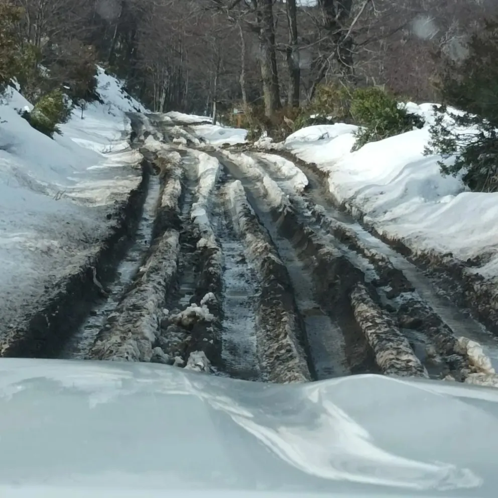 En aquellos caminos con circulación permitida se debe transitar con extrema precaución. Foto: gentileza PNNH