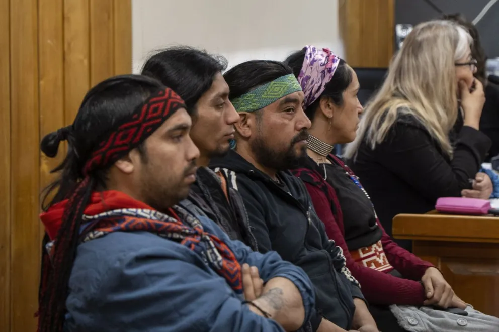 Los miembros de la comunidad durante el juicio. Foto archivo: Marcelo Martínez