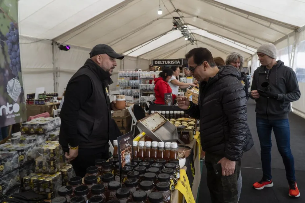 Los productores ya pueden registrar sus emprendimientos de forma virtual, para participar de la feria Punto Río Negro. Foto: Archivo, Marcelo Martínez. 