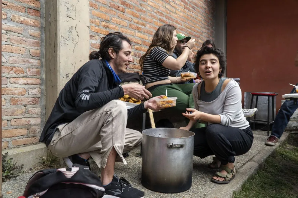 Estudiantes y docentes repudiaron los ataques a estudiantes que realizaban tomas de universidades en otras partes del país. Foto: Marcelo Martínez.