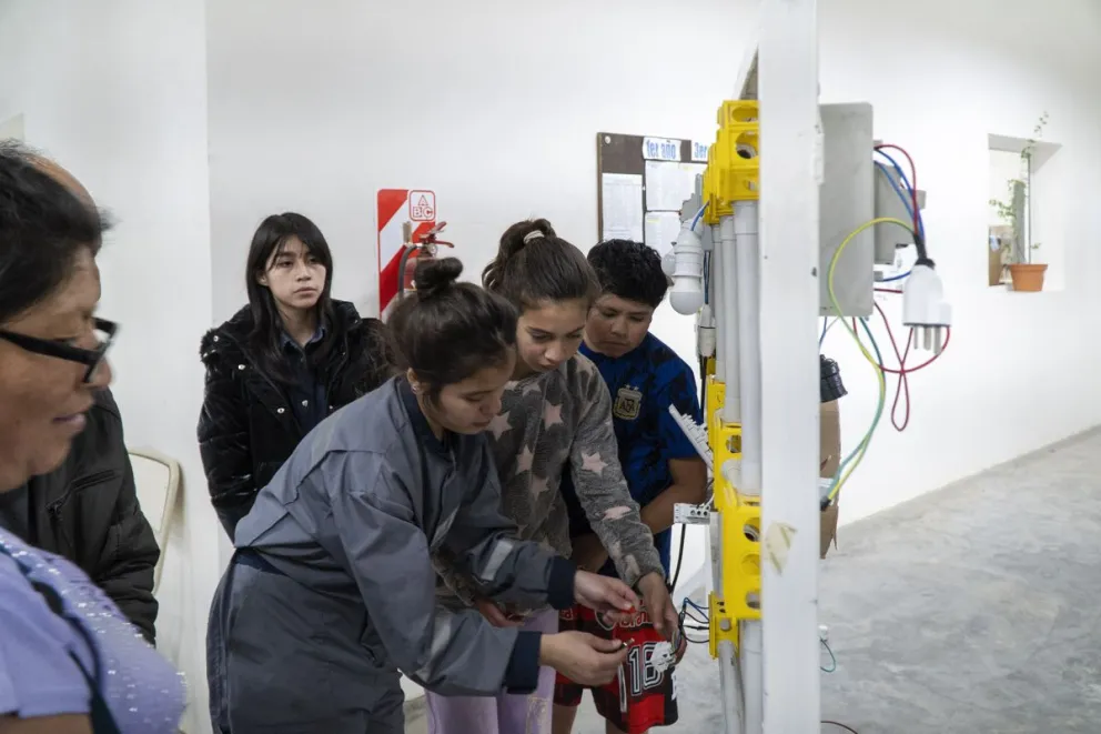 En Bariloche, hay tres colegios secundarios técnicos públicos: El CET 28, CET 2 y Nehuen Peuman. Foto ilustrativa: Marcelo Martínez