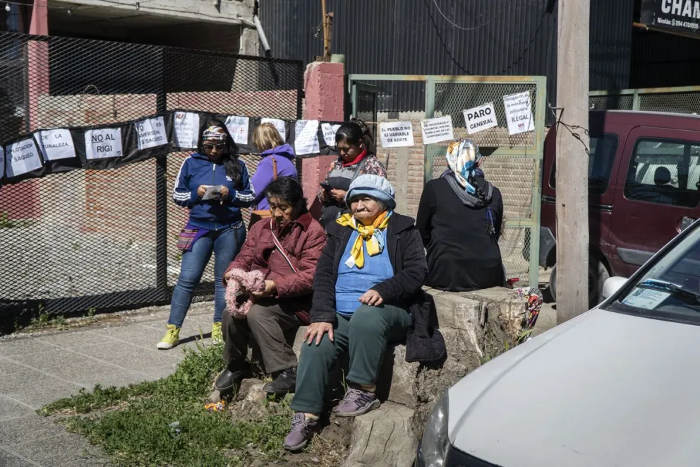 Jubilados nuevamente reclamaron en las calles de la ciudad. Foto: Marcelo Martínez.