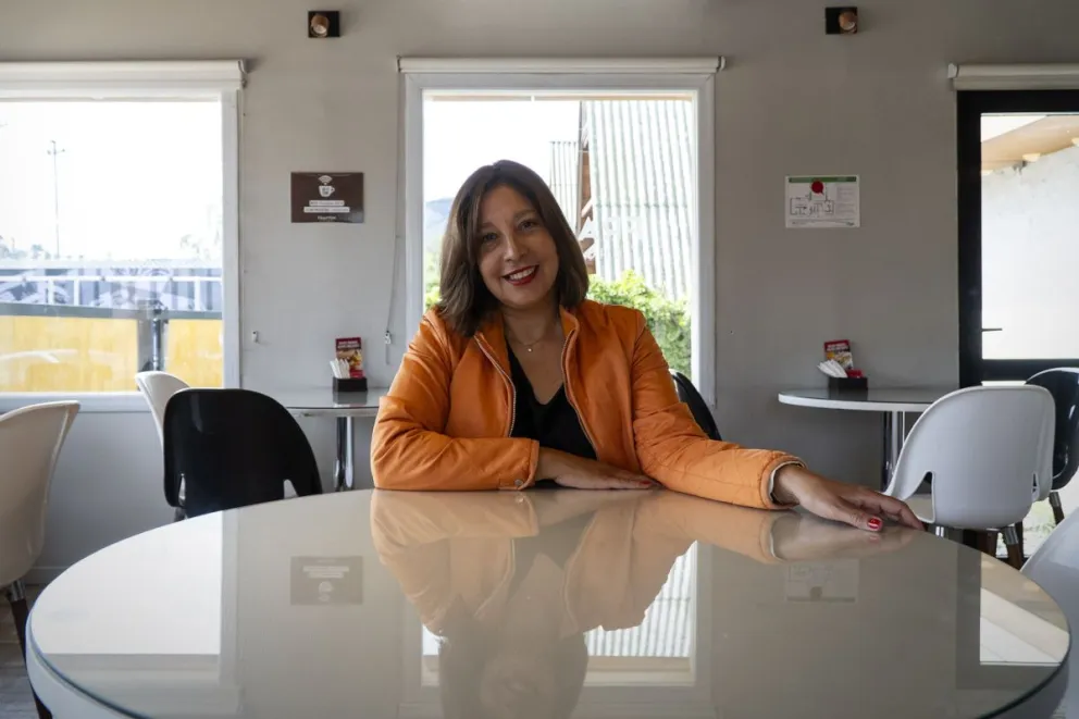 La ex gobernadora habló sobre la declaración de esencialidad de la Educación. Foto: Marcelo Martínez.