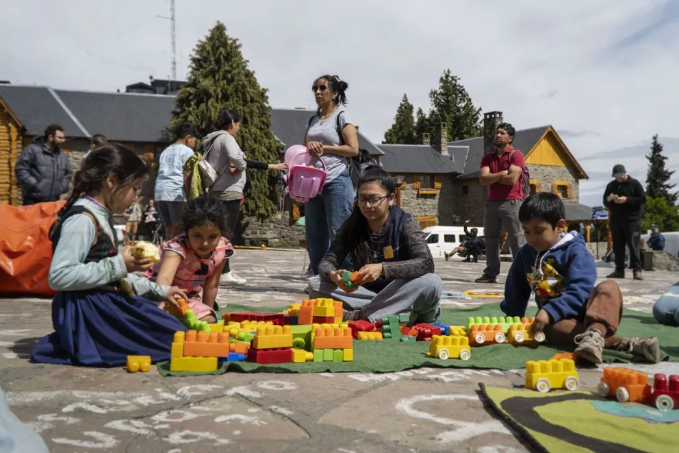 La movilización finalizó en el Centro Cívico con muchas actividades para disfrutar. Fotos: Marcelo Martínez.