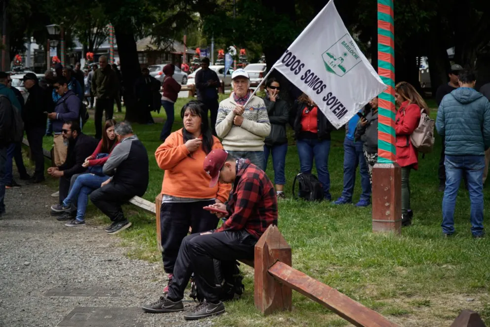 El viernes a las 19 horas culmina la retención de servicios de los trabajadores municipales. Foto: Marcelo Martínez.