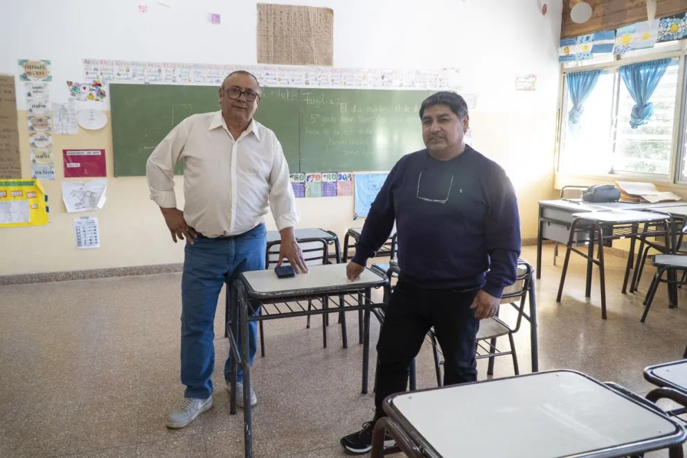 Este año egresarán 20 adultos del Centro Educativo para Trabajadores. Fotos: Marcelo Martínez.