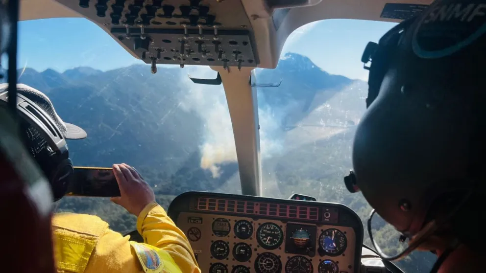 Un total de 17 brigadistas del Splif se suman al trabajo. Foto: gentileza Parque Nacional Nahuel Huapi.