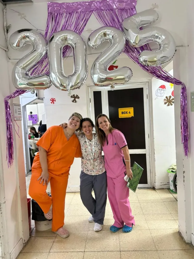 Transcurridos los primeros veinte minutos del año, el personal sanitario de guardia asistió al primer parto. 