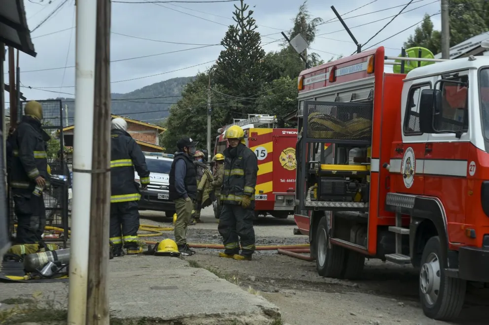 Elfuego se desató en una vivienda de la calle Ñancu Lahuen. Foto: ilustrativa