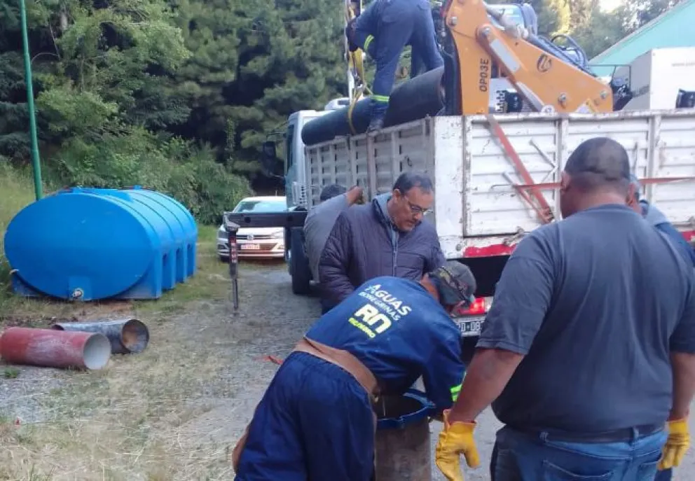Alrededor de las 2 de la mañana, se comenzó a inyectar agua de manera gradual a la red.