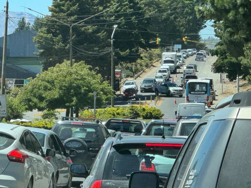 El operativo ocasionó una importante congestión en la zona de la terminal. Foto ANB