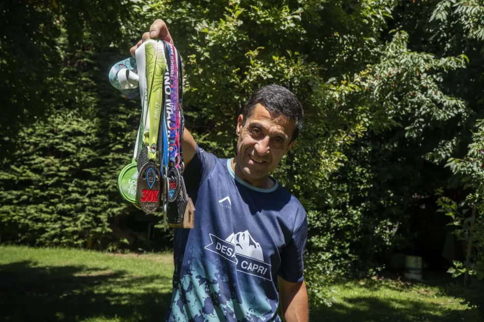 Mario el día de su cumpleaños 56 logró el podio número 50 de manera consecutiva. Fotos: Marcelo Martínez 