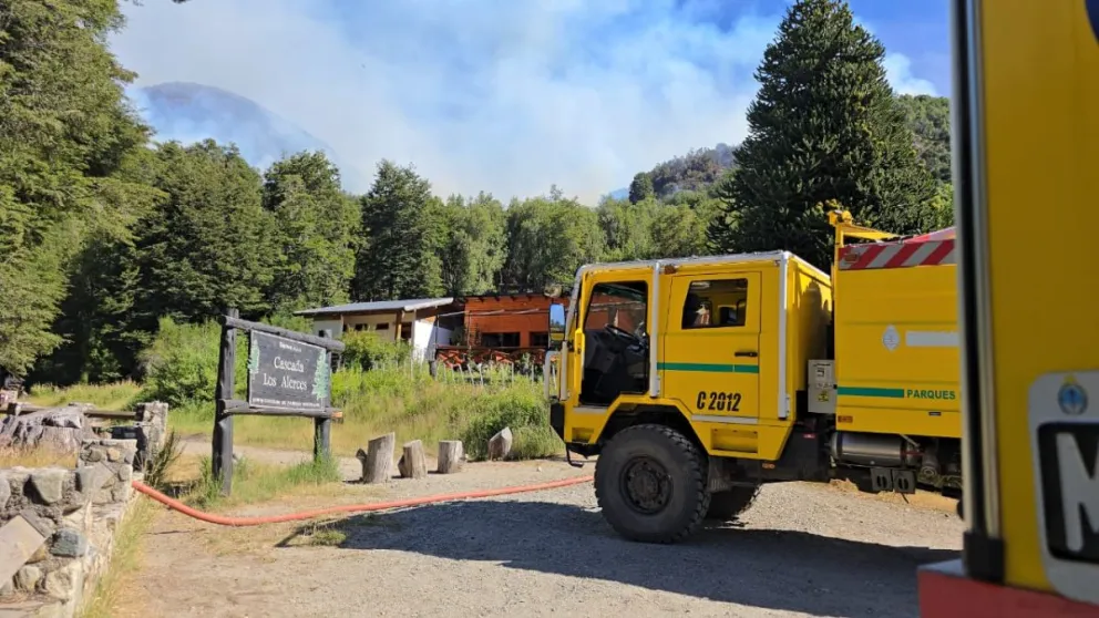 El fuego ya consumió casi 6 mil hectáreas. Foto: gentileza Parque Nacional Nahuel Huapi.