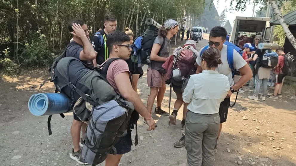 Evacuaron a una gran cantidad de personas de los refugios. Foto: gobierno de Río Negro.