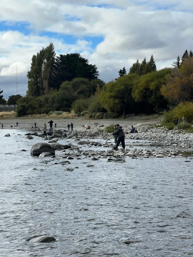 En la primera edición del Pescando en Familia participaron 60 pescadores. Foto: ANB.