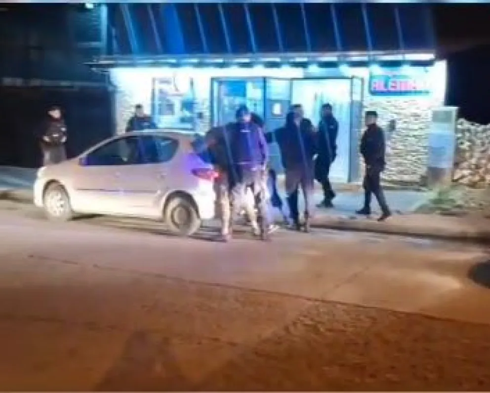 La detención se produjo en el alto de la ciudad. Foto: Policía de Río Negro.