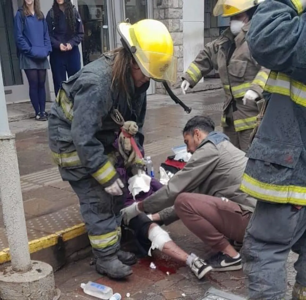 El hecho ocurrió a las 14.55 horas en pleno centro de la ciudad. Foto gentileza