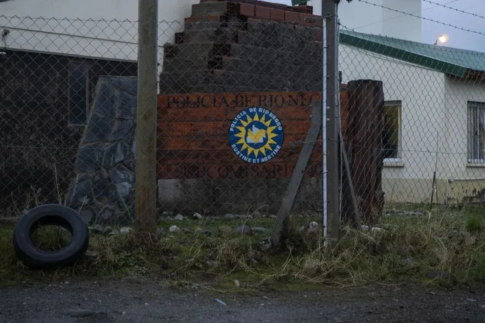 Efectivos de la Subcomisaría 80 niciaron actuaciones por robo en grado de tentativa contra el detenido. Foto: Marcelo Martínez.