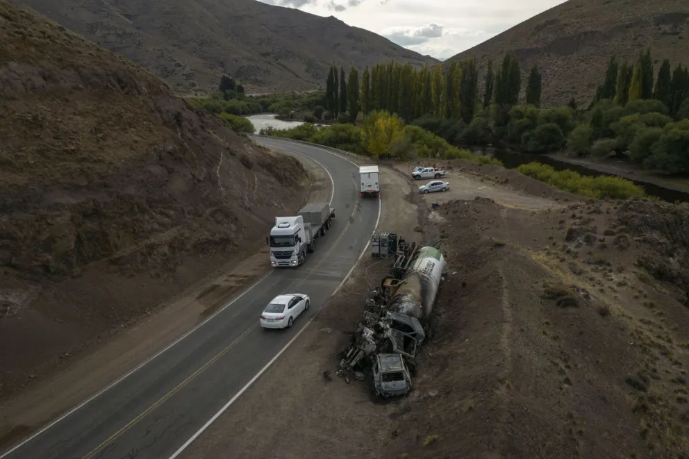 La apertura de la ruta se realizó alrededor de las 13:30 horas. Foto: Marcelo Martínez.