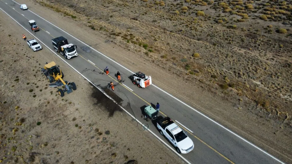 Trabajos en la ruta que recorre la región sur rionegrina. Fotos: Vialidad Nacional.