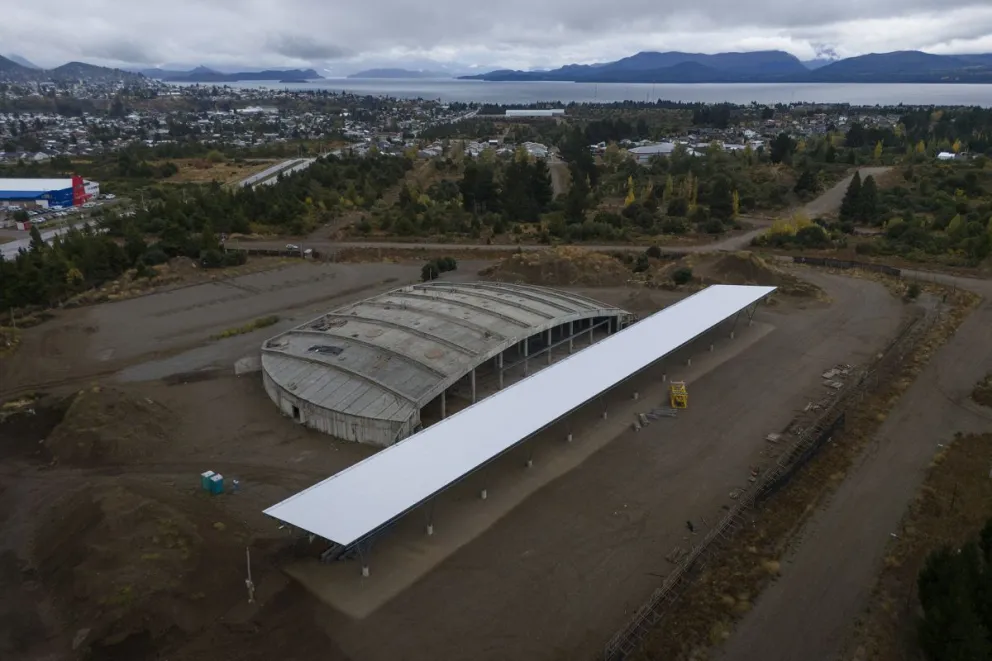 La obra contempla una superficie total a ejecutar de 3.744,52m2. Fotos: Marcelo Martínez.