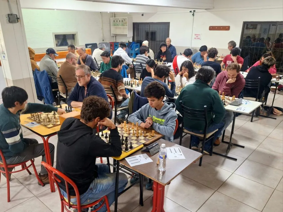 El ajedrez es una disciplina que se mantiene vigente en la ciudad. Foto gentileza.