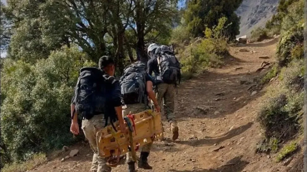 La caminata hasta el refugio demanda entre cinco y siete horas. Foto: Prensa RN.