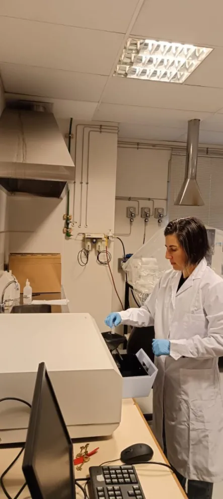 Yanina Martínez es es Licenciada en Biotecnología y Doctora en Ciencias Biológicas  y trabaja en el Centro Atómico. Foto: gentileza.